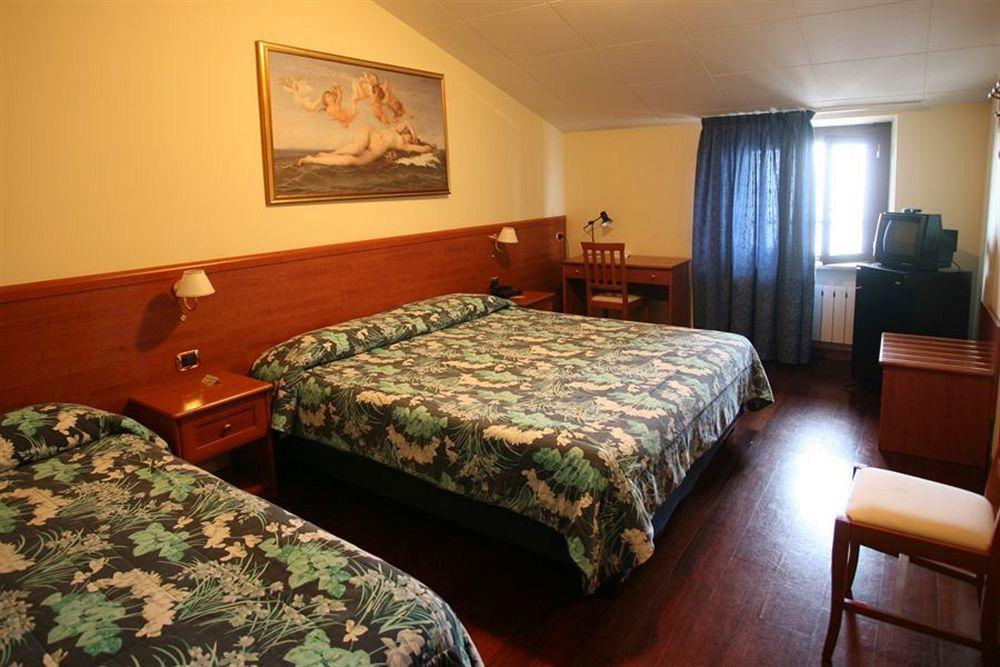 Hotel I Duchi Camerino Eksteriør billede